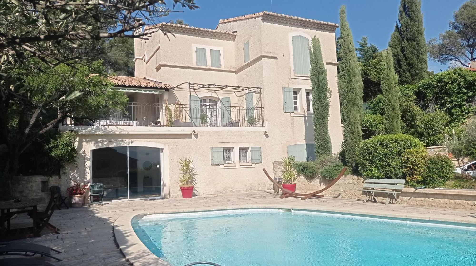 Location Gite En Provence Beaucaire  Exteriér fotografie