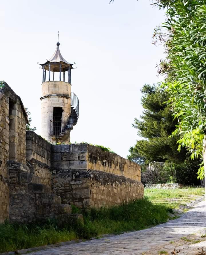 Location Gite En Provence Beaucaire  Exteriér fotografie