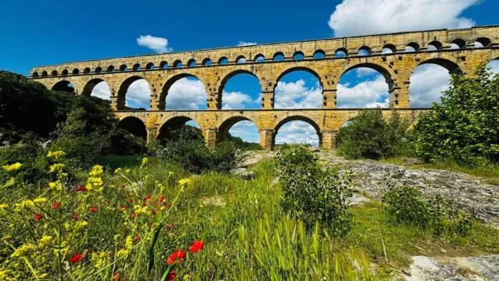 Location Gite En Provence Beaucaire  Exteriér fotografie